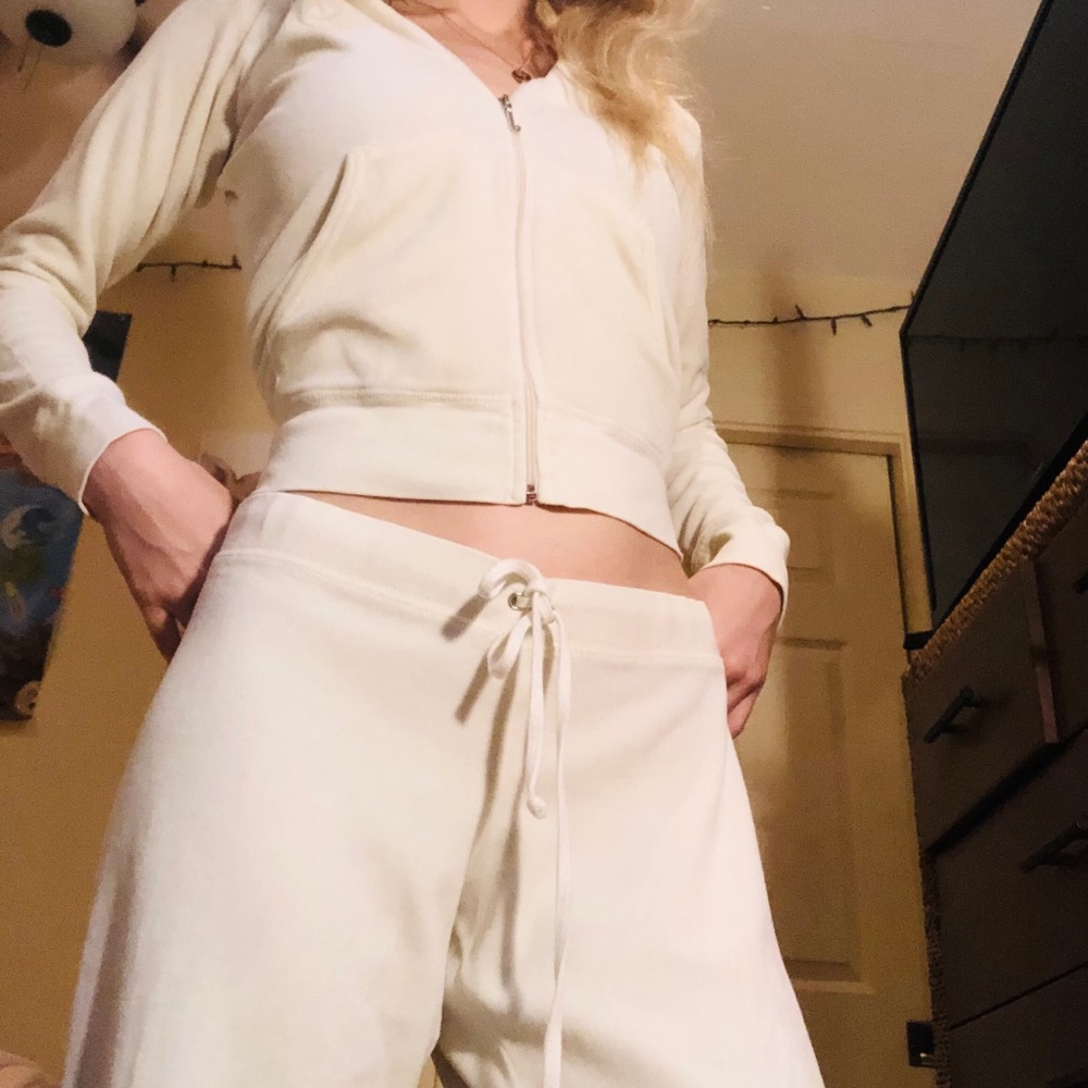 COPY - Juicy couture tracksuit velour cream colored